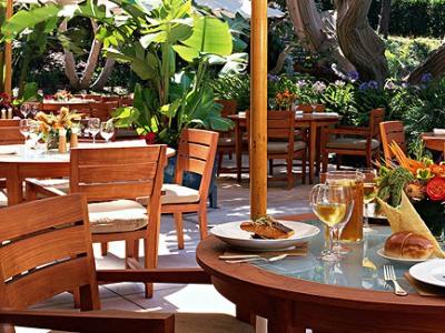 Hotel Fairmont Century Plaza Angeles 5*